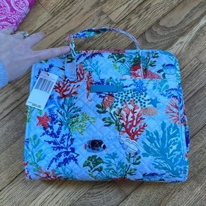 Vera Bradley iconic hanging travel organizer brand new with tags